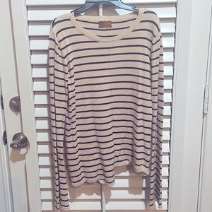 Pol cream & black striped thin sweater with V detail cutout and wide sleeves